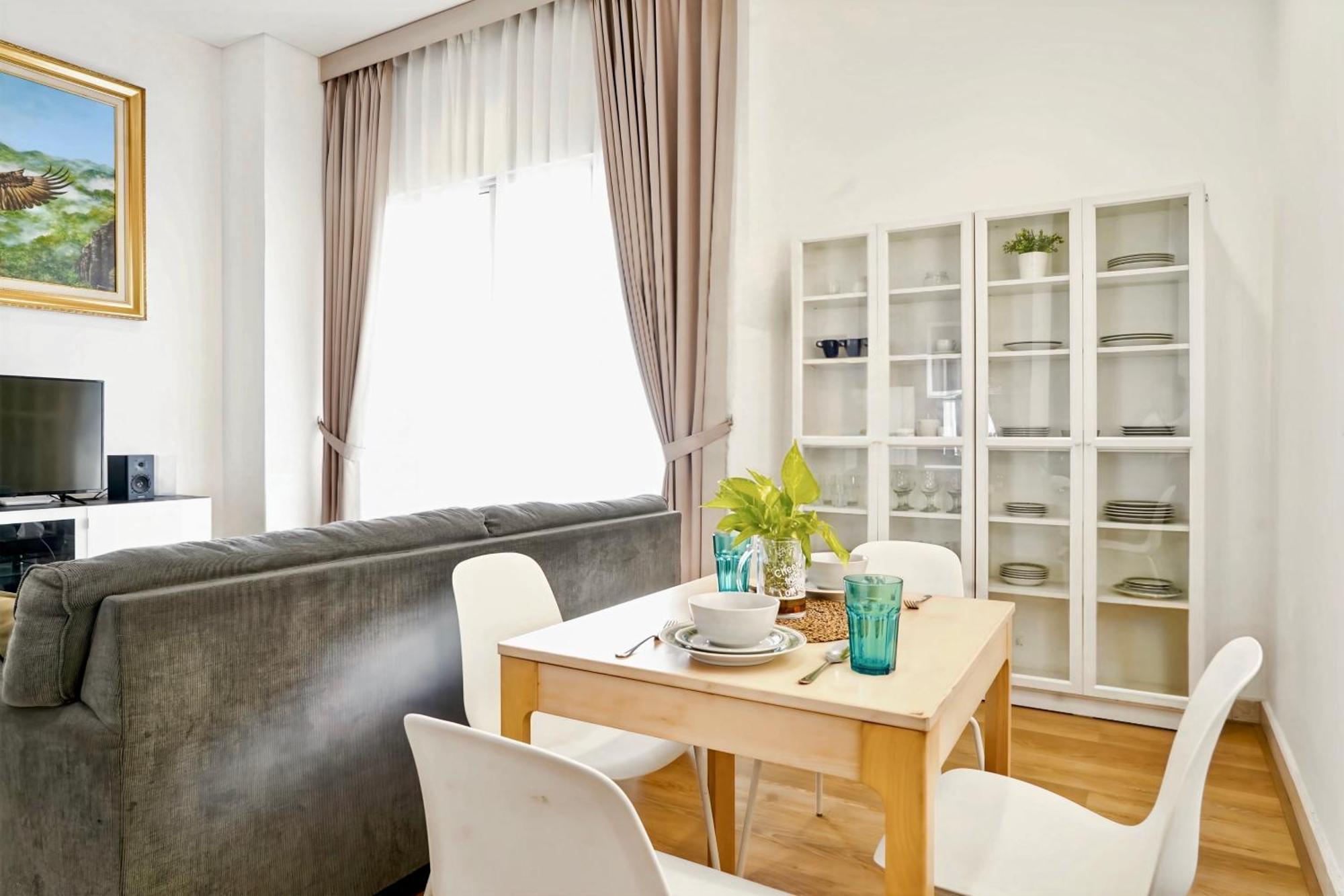 2Br Lucky Tower Residence Jakarta Old Town Top Floor Condo Экстерьер фото